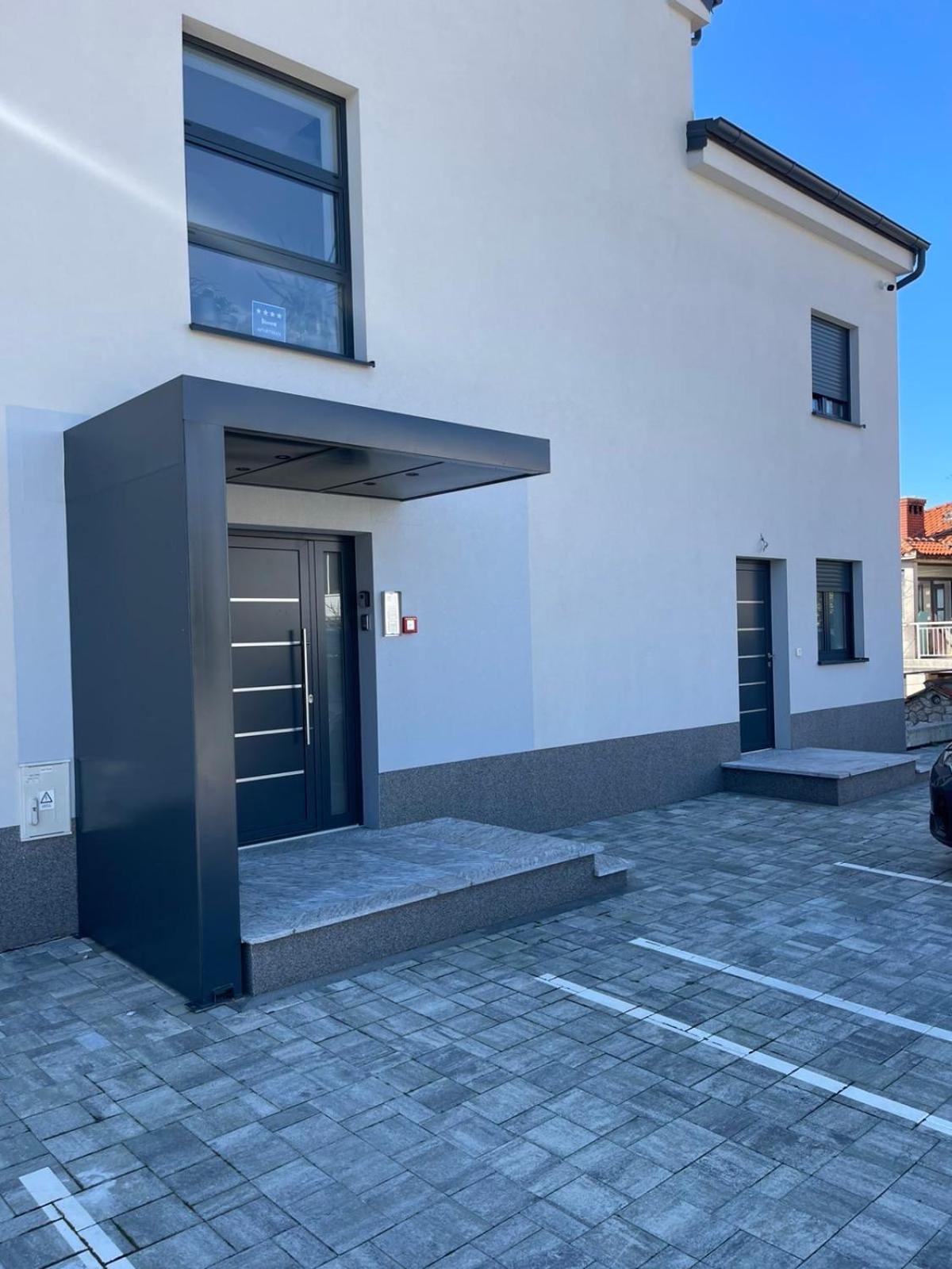 Rijeka Relax Apartment With Parking Exterior photo